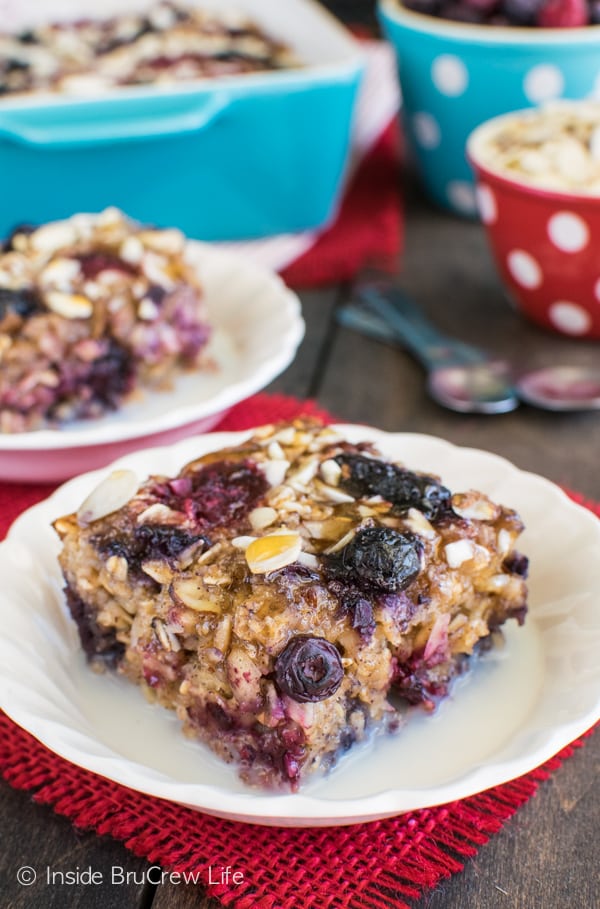 Adding nuts and berries give a great texture and flavor to this Almond Berry Baked Oatmeal. Great warm breakfast recipe!