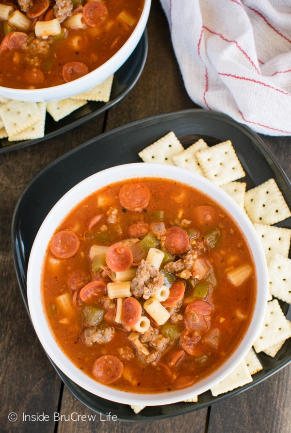 Pizza Minestrone Soup - a one pot soup recipe full of veggies, pasta, and pizza toppings. Great comfort food for cold winter days!