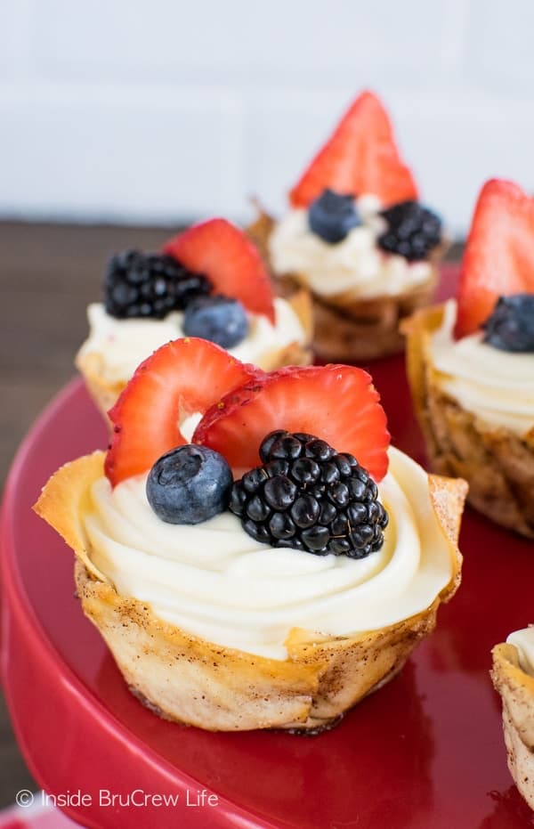 Lemon Mousse Dessert Cups - lemon no bake cheesecake and fresh berries in a little dessert cups is a fun summer recipe.