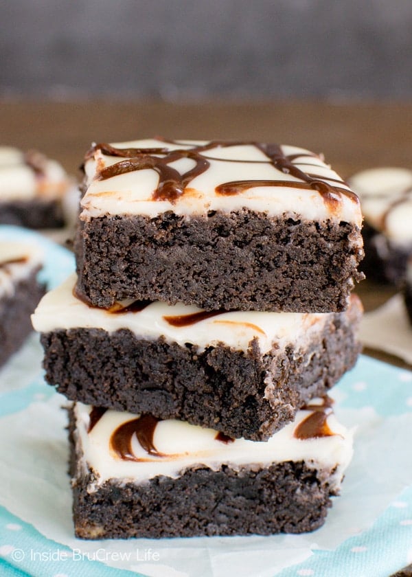 Adding white chocolate and chocolate drizzles makes these fudgy Zebra Brownies a sweet treat! Awesome dessert recipe!