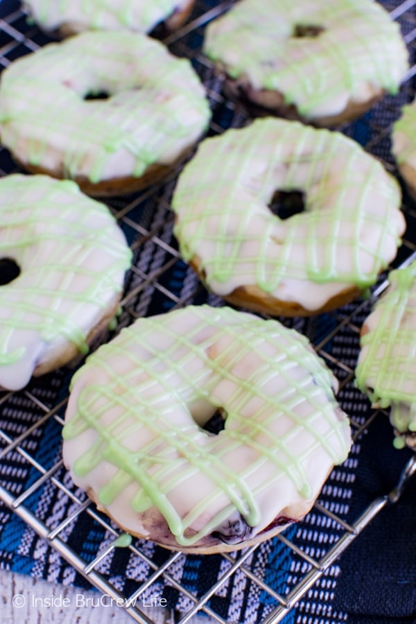 These easy baked Blueberry Key Lime Donuts are a fun summer breakfast treat. Great recipe!