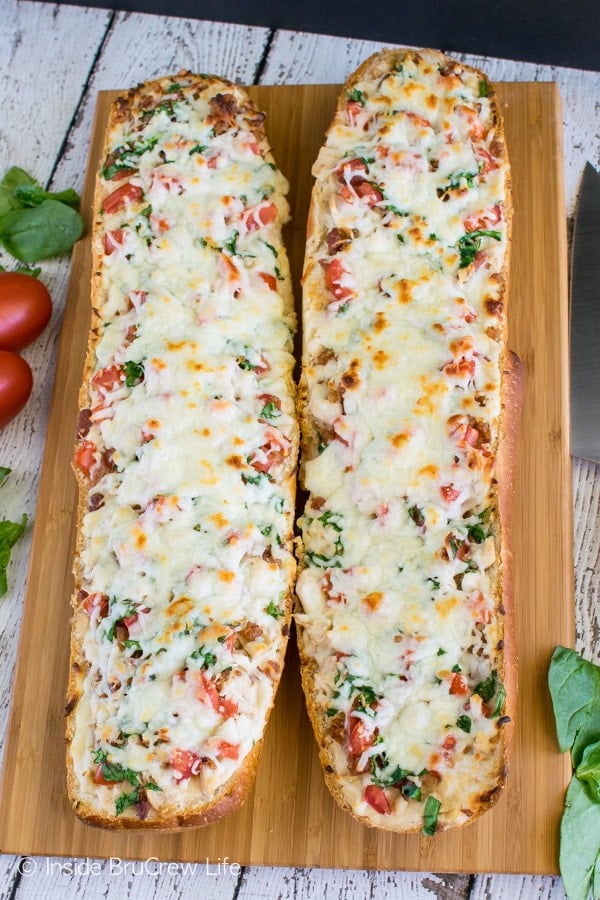 BLT Chicken Alfredo French Bread Pizza - easy 20 minute dinner recipe