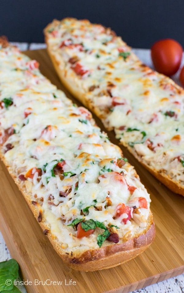 This easy loaded BLT Chicken Alfredo French Bread Pizza is ready in 20 minutes. Great dinner recipe for busy nights!
