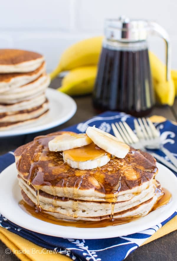 Banana Pancakes - these easy pancakes come together quickly in the blender. Make a batch and freeze them for later! Great breakfast recipe!