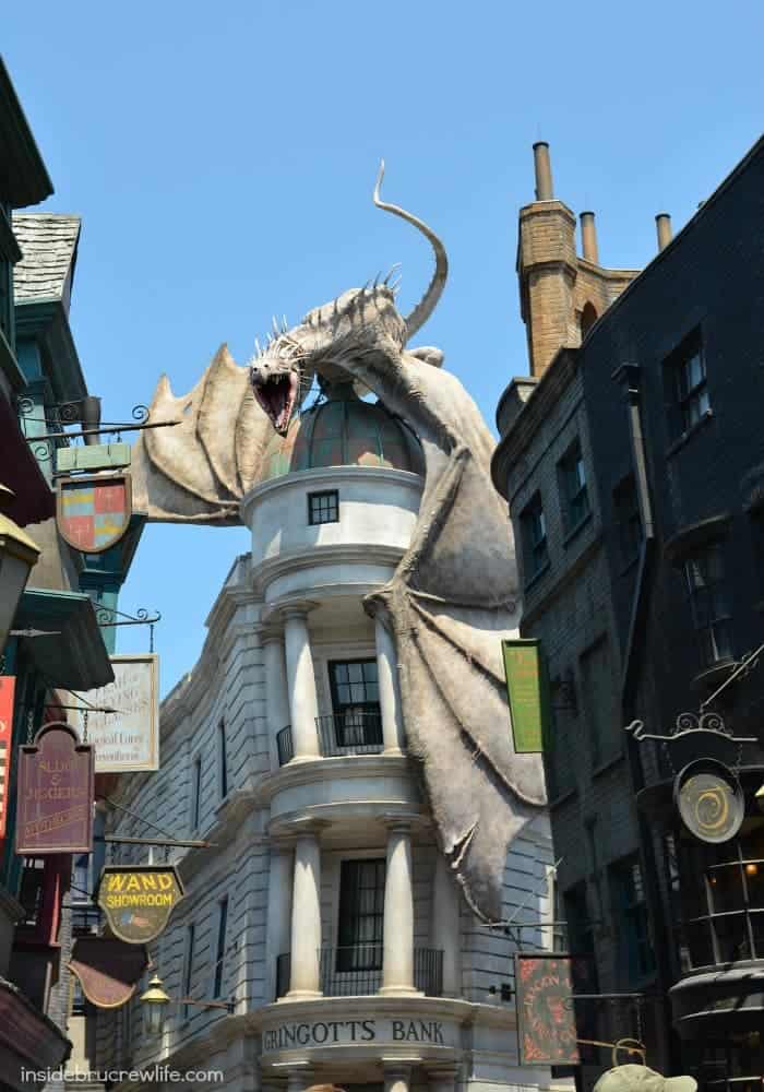 Going early to popular rides is one of my tips for enjoying The Wizarding World of Harry Potter!