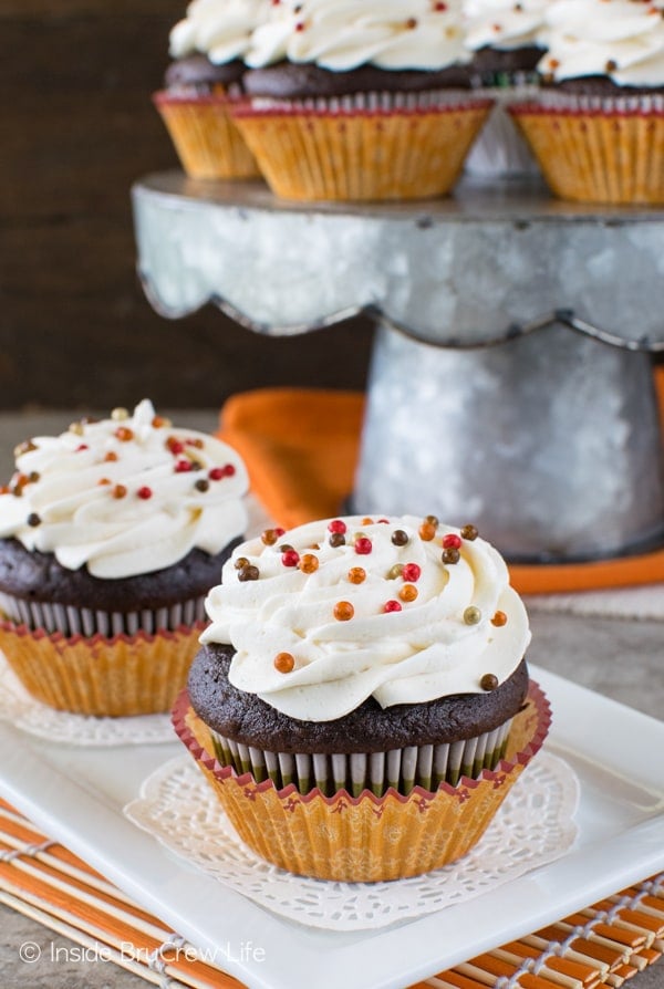 Chocolate Pumpkin Cream Filled Cupcakes - chocolate and pumpkin is a great combo for fall recipes.