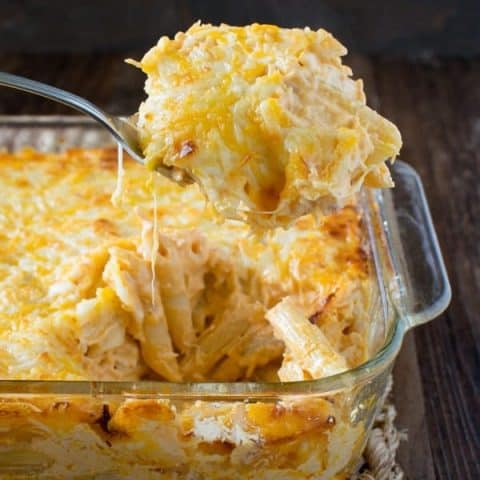 Cheesy buffalo chicken pasta