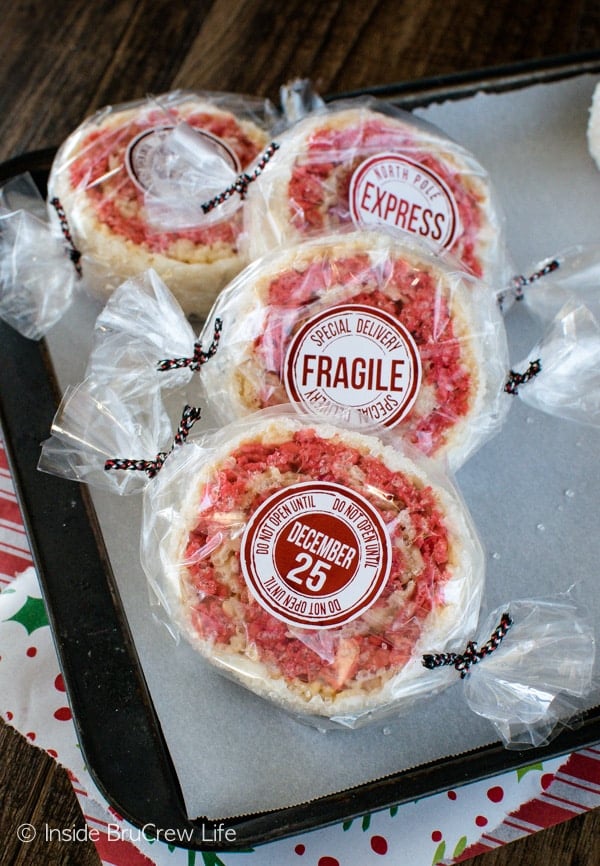 Peppermint Rice Krispies Pinwheels - wrap these easy no bake treats with cellophane bags and ribbon for a fun holiday treat.