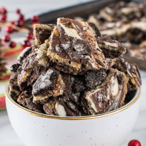 Cookies and Cream Toffee Bark