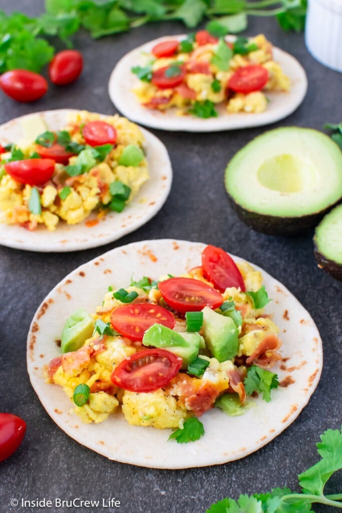 Easy Bacon and Egg Breakfast Tacos - Inside BruCrew Life