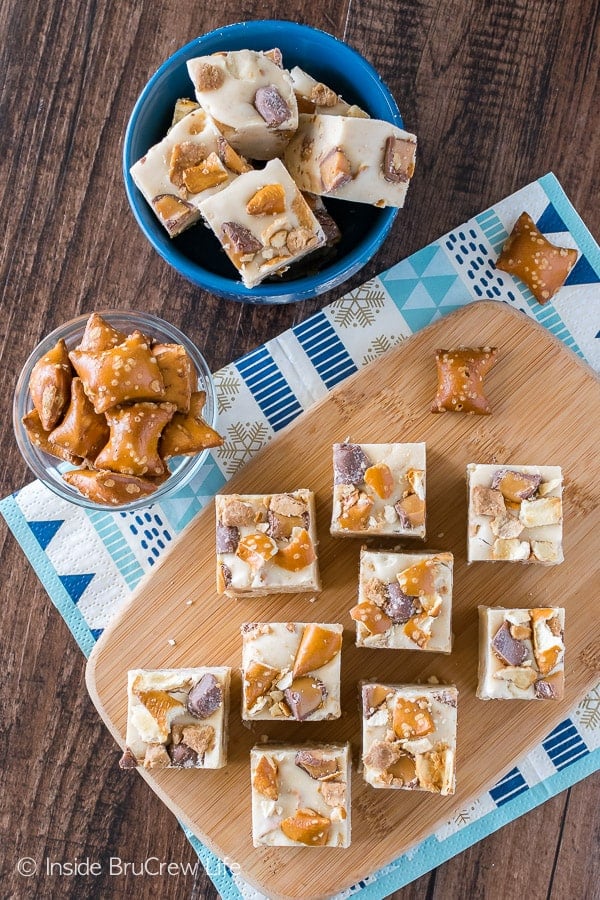 Caramel Peanut Butter Pretzel Fudge - candy bars and pretzels swirled in a creamy peanut butter fudge. Easy no bake dessert recipe!