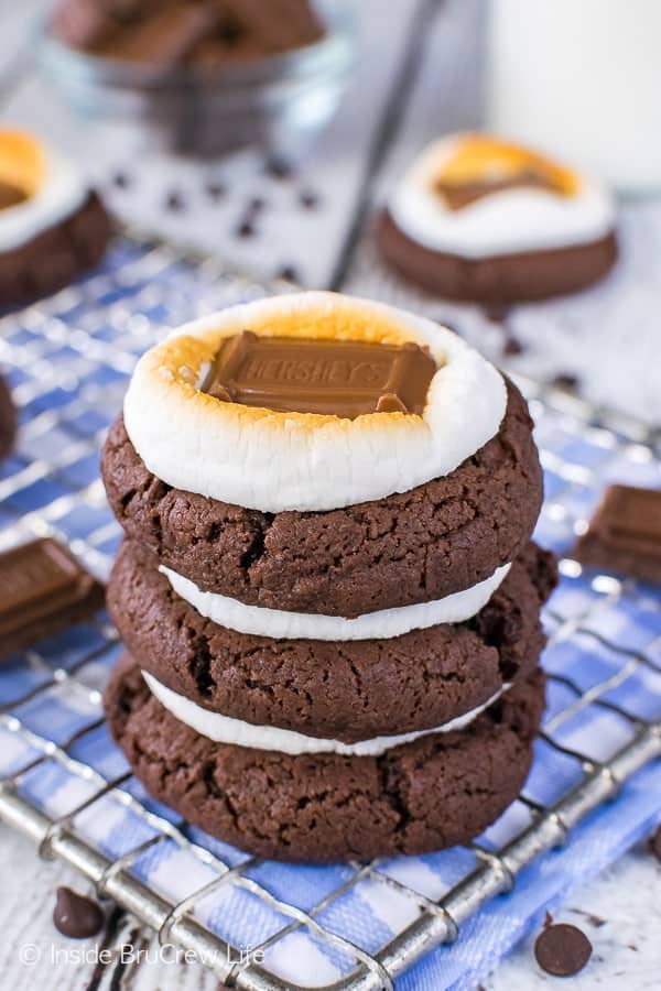 Easy Chocolate Marshmallow Cookies - gooey marshmallows and chocolate bars add a sweet flair to these easy cake mix cookies. Great recipe for summer picnics or parties!