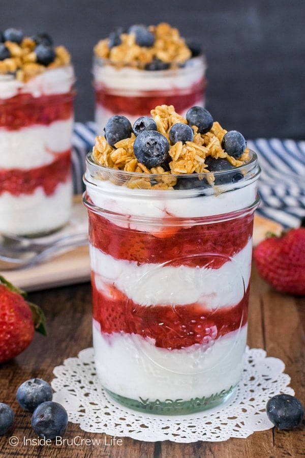 Healthy Strawberry Yogurt Parfaits - Inside BruCrew Life