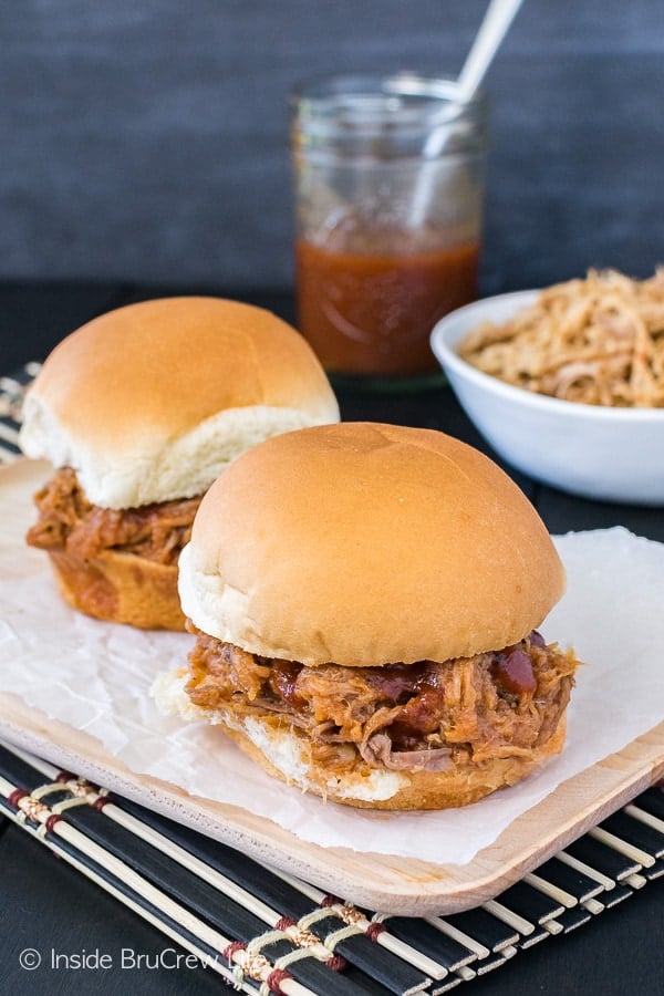 Easy Slow Cooker Pulled Pork - seasonings and a pork tenderloin cooked in your crock pot for 8 hours makes a delicious summer dinner!