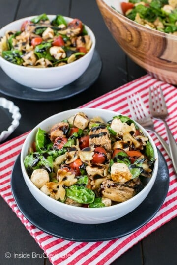 Spinach Chicken Caprese Salad - Inside BruCrew Life