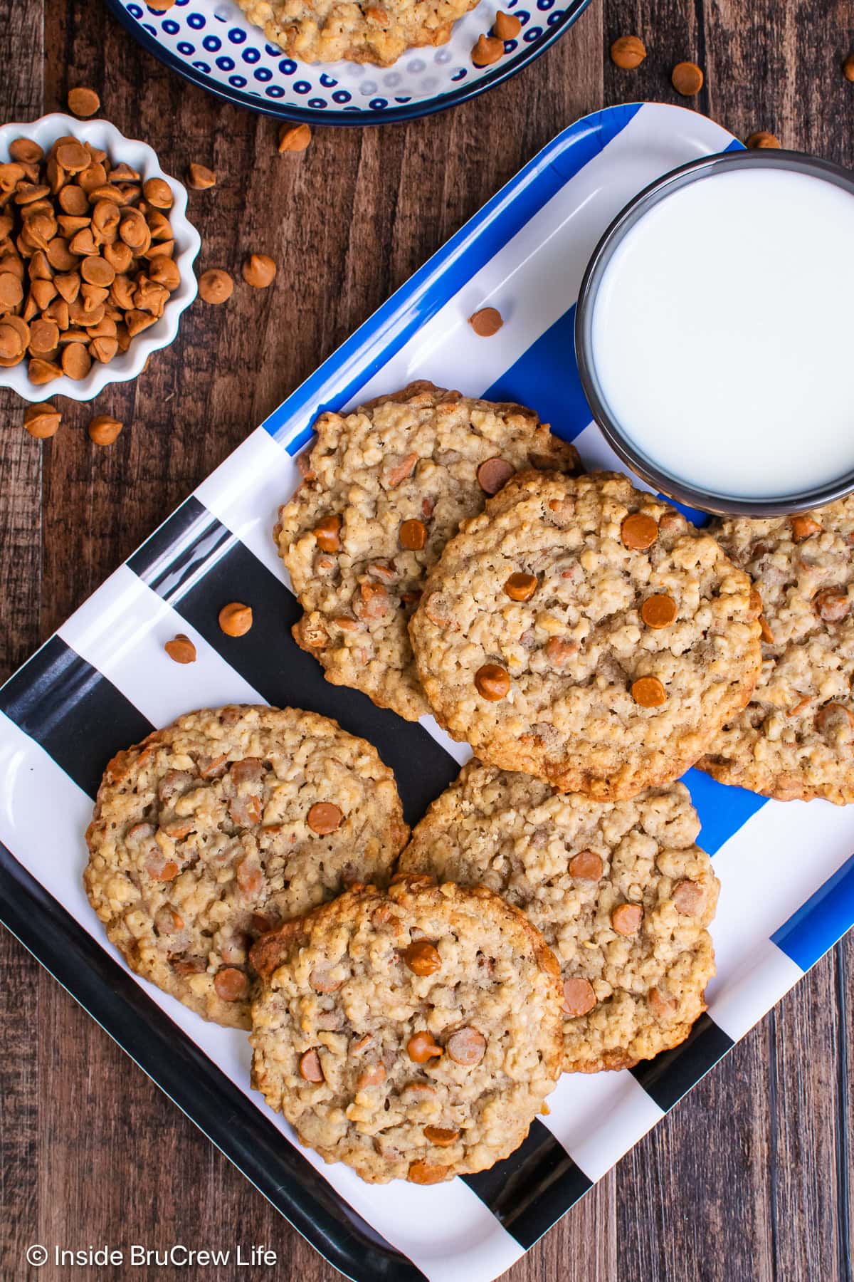 Cinnamon banana cookies laying on a tray.