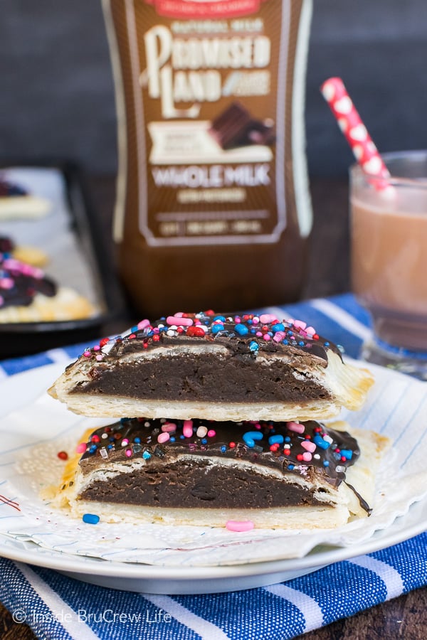 Brownie Cheesecake Breakfast Tarts - chocolate glaze and a brownie center makes these easy tarts a fun way to start the day. Great recipe for breakfast!