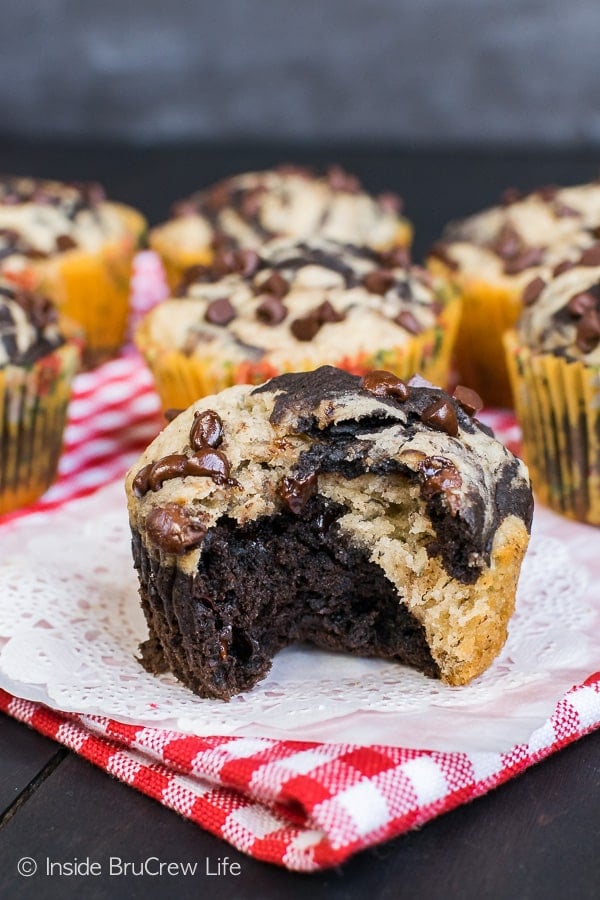 Chocolate Banana Marble Muffins - swirls of chocolate and banana using half the amount of sugar makes an incredible breakfast recipe to enjoy on busy mornings! 