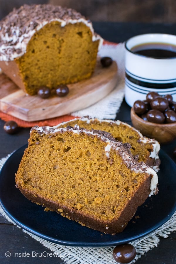 Pumpkin Spice Latte Bread - a coffee glaze and chocolate covered coffee beans makes this a must make pumpkin bread recipe for fall!