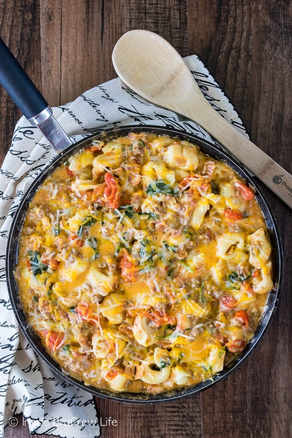 Bacon Cheeseburger Skillet Tortellini - easy 30 minute meal loaded with cheese, meats, and veggies. Great dinner recipe for busy nights!