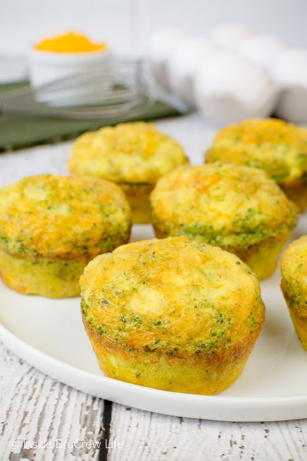 Broccoli Cheese Egg Muffins - three ingredient muffins that can be made ahead of time. Great breakfast recipe to freeze for later too! #eggs #broccoli #healthy #breakfast #cheese #recipe #easy #freezerfriendly