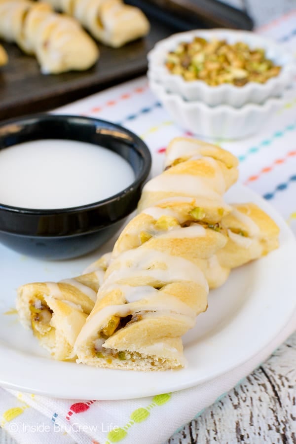 Lemon Pistachio Crescent Twists - this easy three ingredient lemon pastry is perfect for breakfast or after school snacks. #pastry #lemon #pistachios #breakfast #afterschoolsnacks #recipe