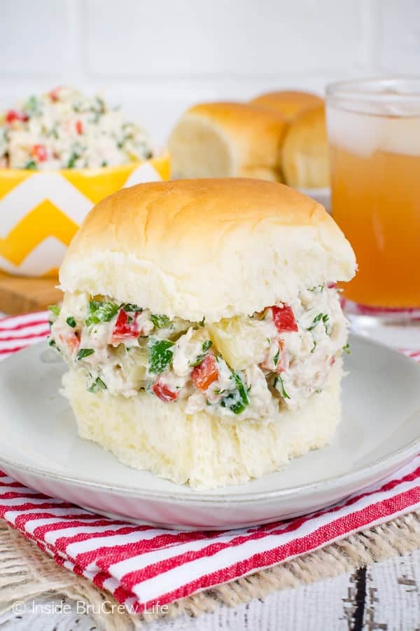 Hawaiian Chicken Salad - this healthy chicken salad is loaded with fruit, nuts, and peppers. Try this easy recipe for summer picnics or potlucks! #chicken #salad #healthy #dinner #picnicfood #easy #recipe #pineapple