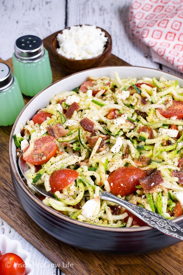 BLT Zucchini Salad - adding just a few ingredients transforms raw zucchini into a delicious low carb salad. Make this healthy recipe as a side dish for dinner. #zucchini #salad #blt #bacon #sidedish #healthy #leanandgreen #lowcarb