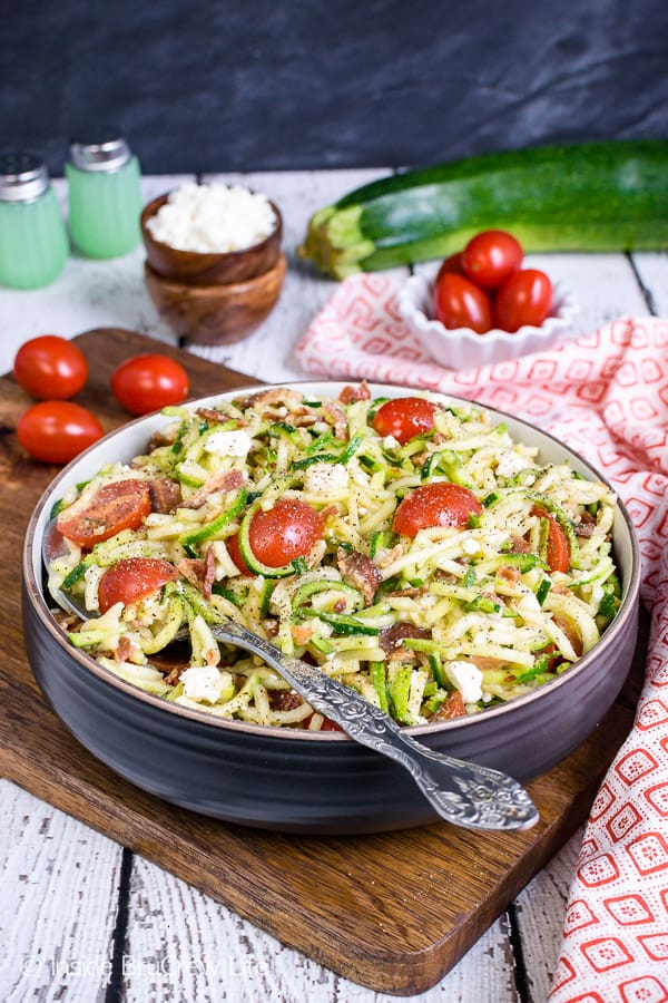 BLT Zucchini Salad - tomatoes and bacon make this raw zucchini salad taste so good. Try this low carb salad when you eating healthy! #zucchini #salad #blt #bacon #sidedish #healthy #leanandgreen #lowcarb 