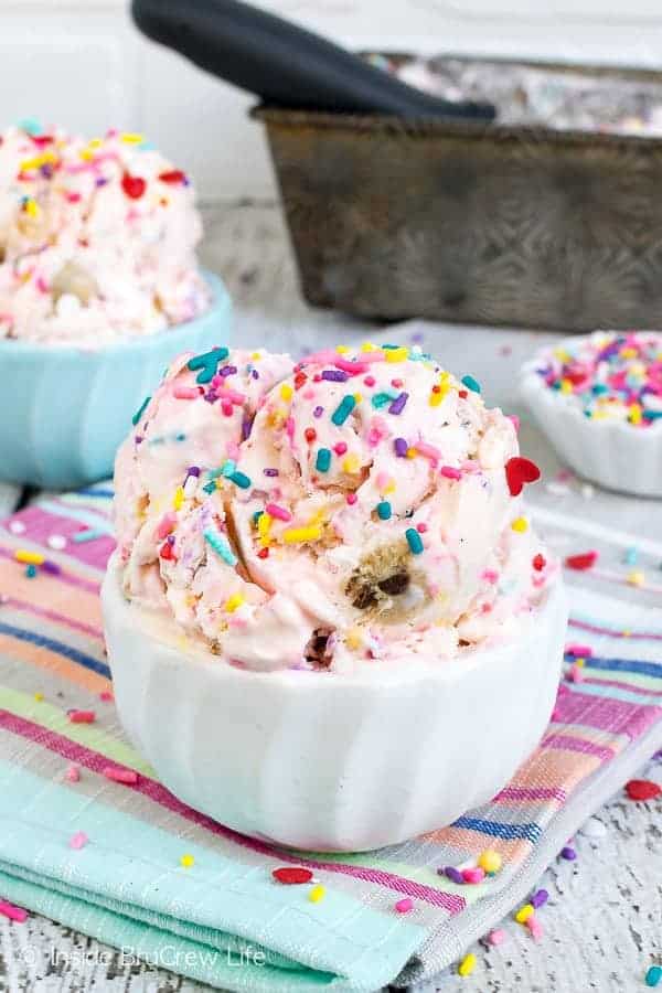 Funfetti Cookie Dough Ice Cream - this easy no churn ice cream is loaded with little cookie dough bites and lots of colorful sprinkles. Make this easy recipe and enjoy a big bowl on a hot summer day! #icecream #nochurn #funfetti #cookiedough #easy #frozendessert #summer #recipe