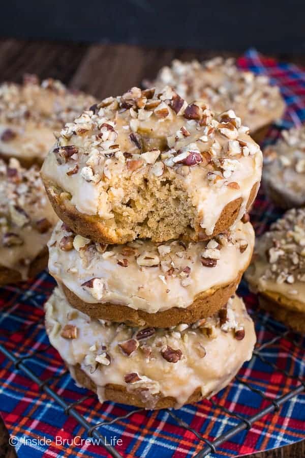 Apple Praline Donuts - soft homemade donuts loaded with apple chunks and a sweet praline glaze makes a delicious fall breakfast. Enjoy this easy recipe on a cool fall day! #donuts #apple #pecans #praline #homemade #bakeddonuts #fall #recipes #breakfast #brunch #afterschoolsnack