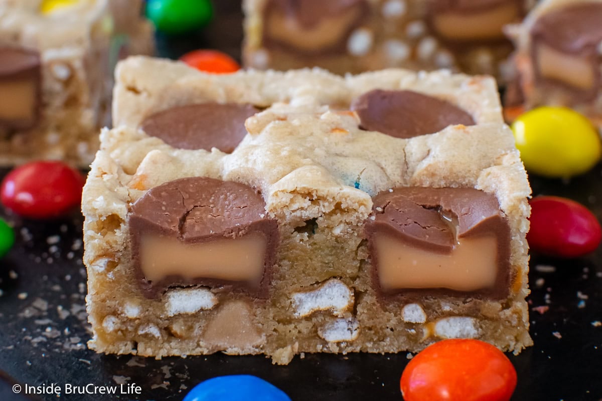 A kitchen sink cookie bar on a tray.
