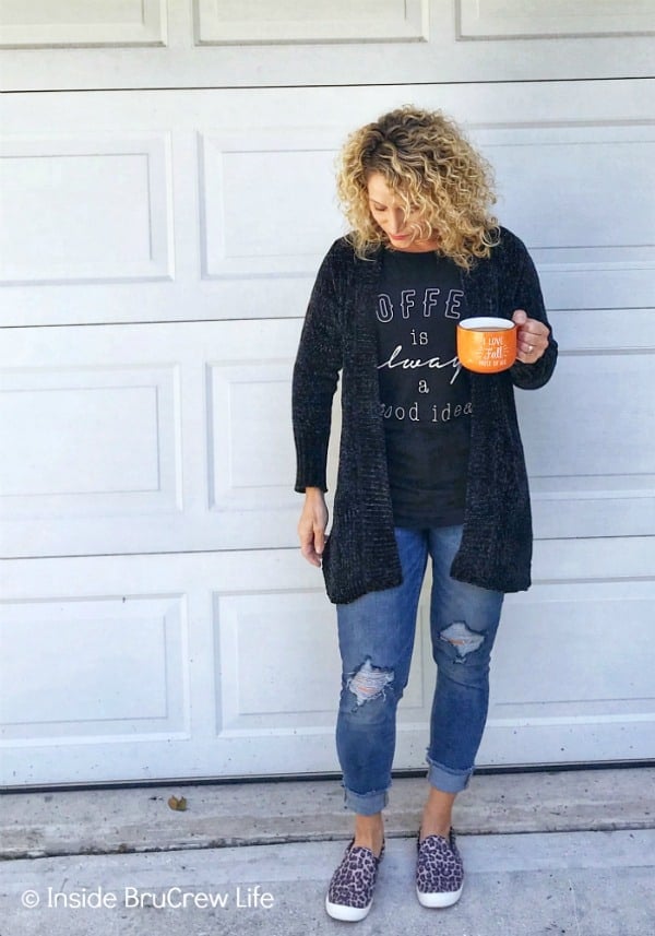 Fall Fashion Finds - this black sweater is the softest thing. It is great for layering over shirts and wearing with jeans or leggings. #fashion #shopping #target #targetstyle