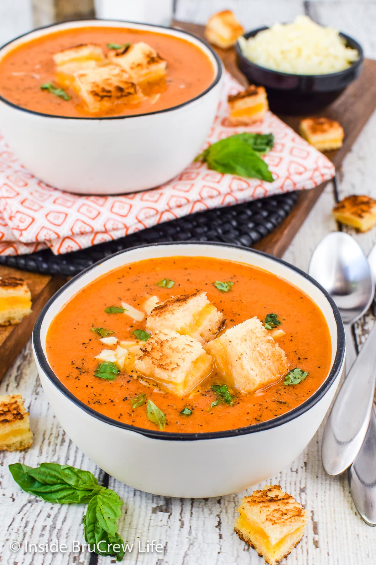 https://insidebrucrewlife.com/wp-content/uploads/2019/01/Creamy-Tomato-Soup-35-1.jpg