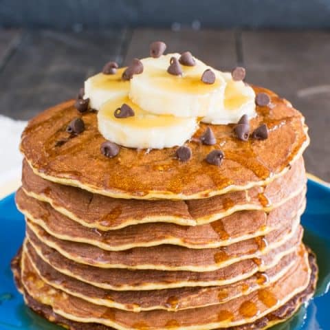 Skinny Peanut Butter Banana Pancakes