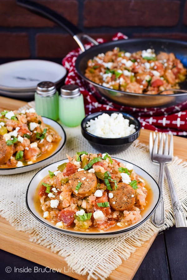 Tomato Basil Cauliflower Rice and Sausage - an easy and healthy one pan dinner that can be ready in under 30 minutes. Try this recipe when you need dinner in a hurry! #cauliflower #tomatobasil #leanandgreen #healthydinner #chickensausage