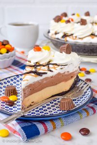 No Bake Chocolate Peanut Butter Pie Recipe - Inside BruCrew Life