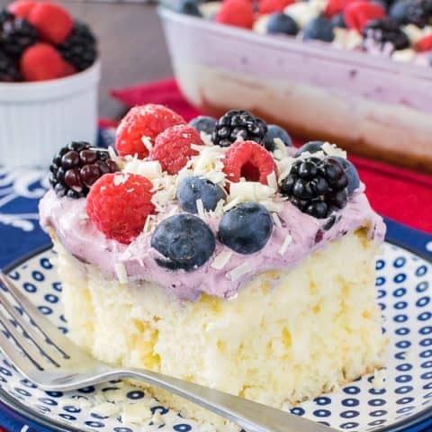 White Chocolate Berry Pudding Cake Recipe