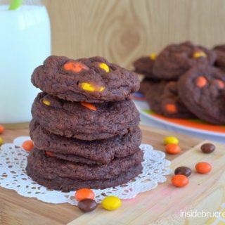 Chocolate Reese’s Pudding Cookies