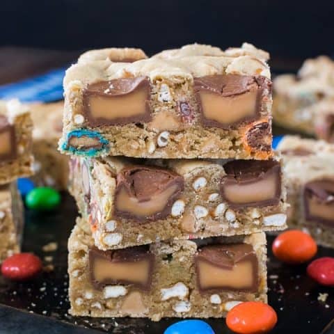 Caramel Pretzel Peanut Butter M&M Bars