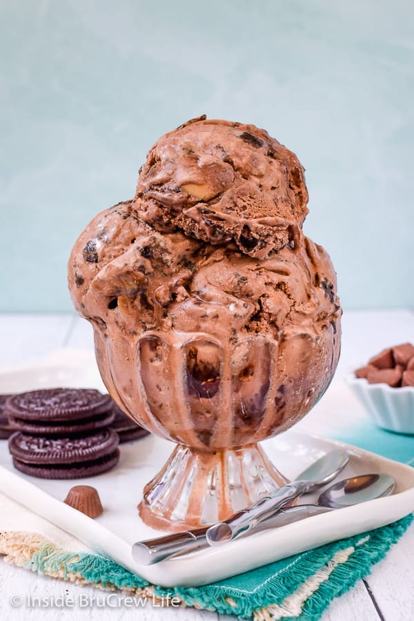 Chocolate Peanut Butter Cup Ice Cream - Inside BruCrew Life