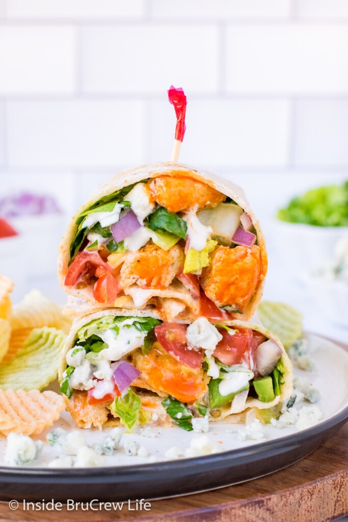 Healthy Buffalo Chicken Wraps - Inside BruCrew Life