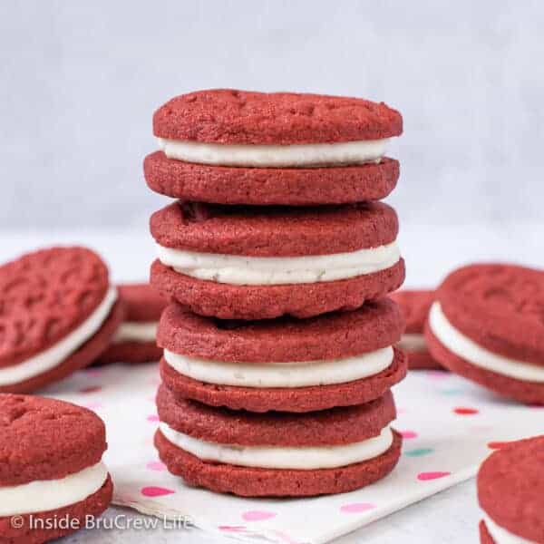 Red Velvet Oreos Recipe - Inside BruCrew Life