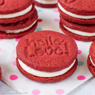 Red Velvet Oreos (Copycat Recipe) - Inside BruCrew Life