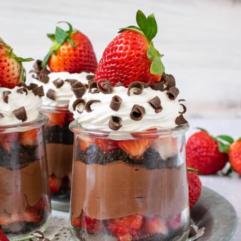 No Bake Strawberry Chocolate Cheesecake Parfaits Recipe