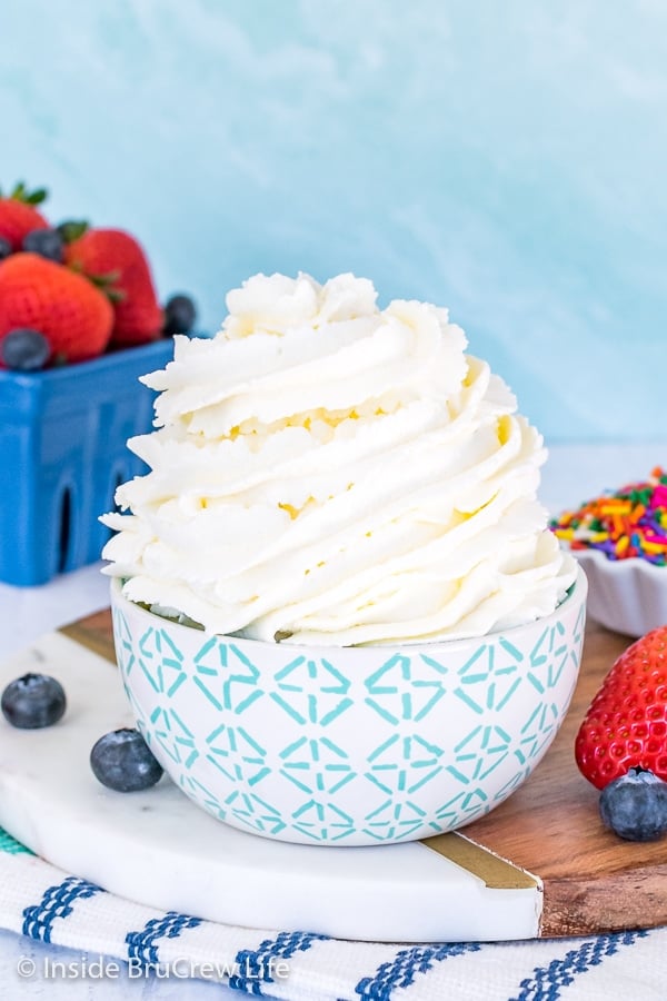 Homemade Whipped Cream Recipe 3 Ingredients Inside Brucrew Life