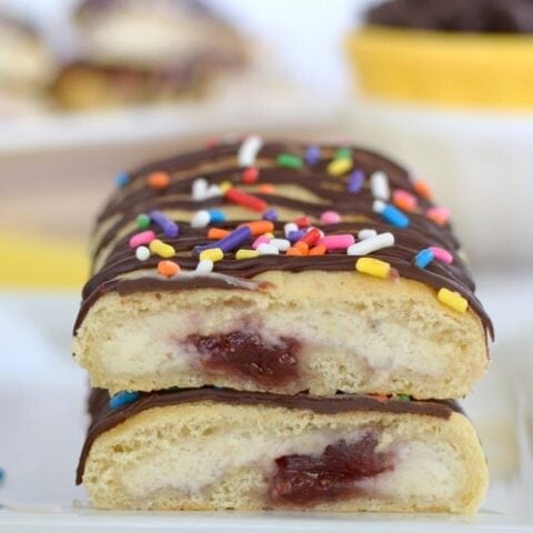 Banana Split Cheesecake Rolls Recipe