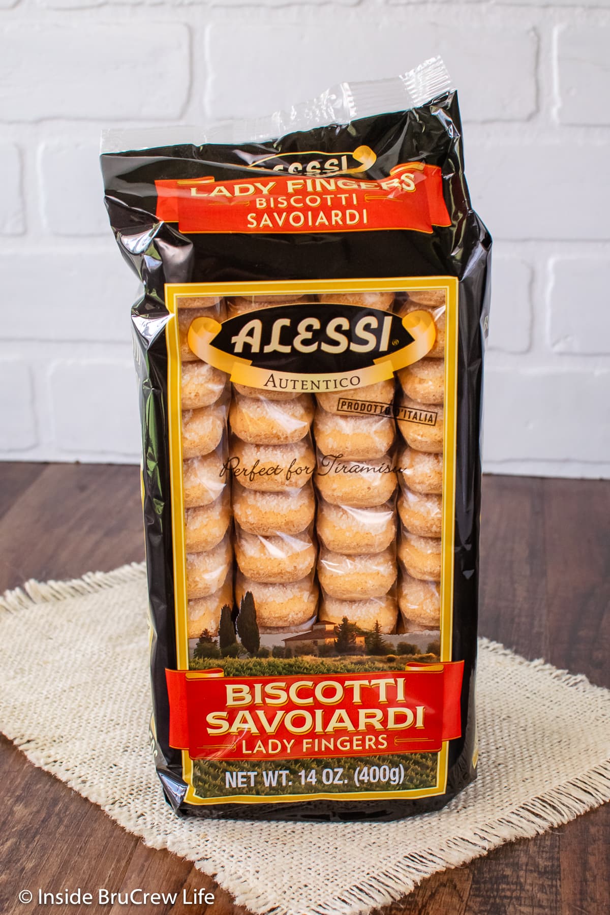 A package of crispy ladyfinger cookies.