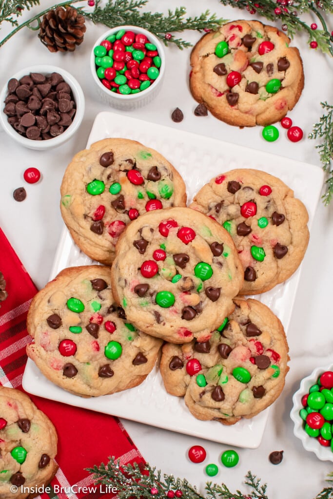 Easy Chocolate Chip Christmas Cookies Recipe - Inside BruCrew Life